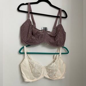 Two pack of bras, 42DD and 42E